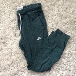 Nike joggers